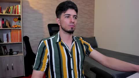 Aaron online show from March 9, 7:26 pm