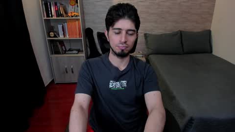 Aaron online show from January 17, 11:00 pm