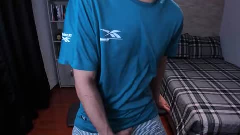 Aaron online show from October 2, 8:13 pm