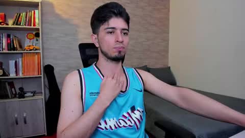 Aaron online show from March 11, 7:03 pm