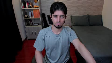 Aaron online show from January 15, 8:26 pm