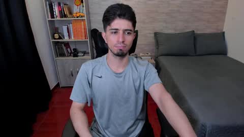 Aaron online show from March 8, 9:29 pm