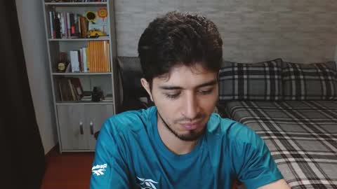 Aaron online show from September 24, 8:07 pm