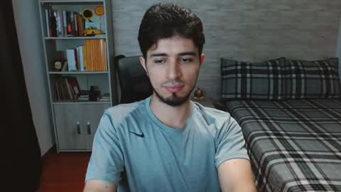 Aaron online show from September 27, 8:28 pm