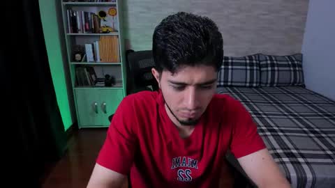 Aaron online show from September 12, 8:31 pm