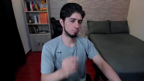 Aaron online show from February 14, 8:37 pm