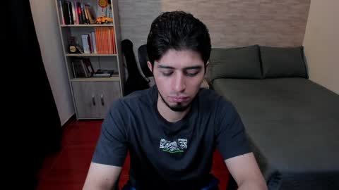 Aaron online show from January 26, 9:29 pm