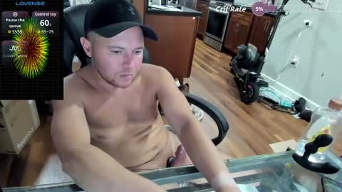 Snapshot of aaron_skye chatting on October 10, 12:15 am Aaron Skye online show from October 10, 12:15 am
