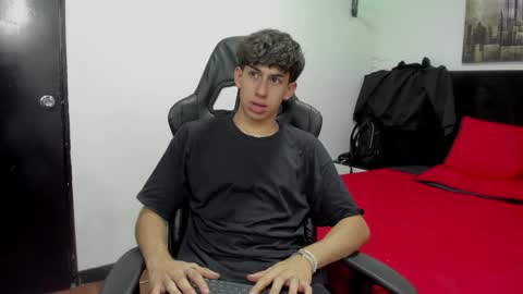 Aron online show from September 18, 7:16 pm