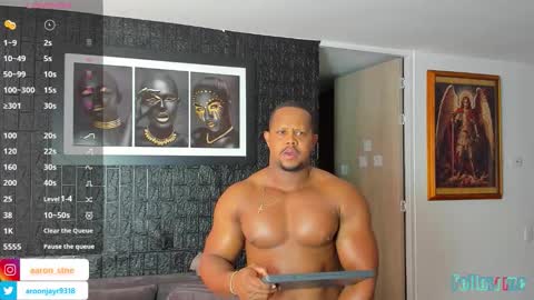 Aaron online show from December 18, 1:07 pm