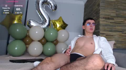 Aaron Tate online show from January 10, 7:04 am