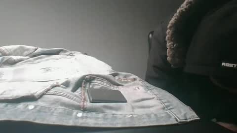 aaronm7907 online show from January 11, 4:27 am