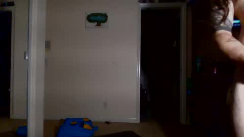 aaronprezent online show from December 15, 11:29 am