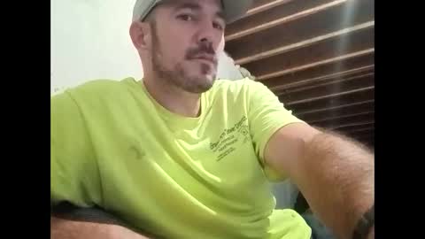 aaronshere888888 online show from October 4, 2:05 am