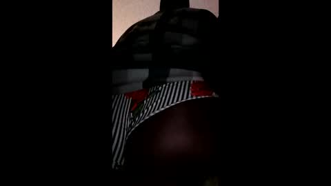 abdaziz8686 online show from March 12, 8:44 am