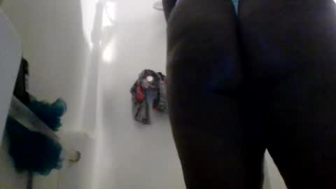 abdaziz8686 online show from February 8, 3:01 am