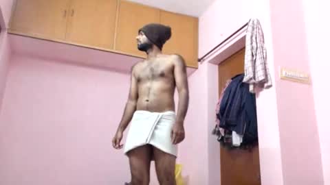 Snapshot of abisheksports96 chatting on February 6, 1:43 pm Masturbating boy online show from February 6, 1:43 pm