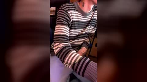 Nico and Leo online show from August 3, 4:44 am