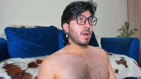 R. online show from January 14, 9:09 pm