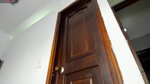 ada_brooke online show from December 16, 12:23 pm