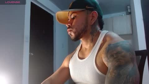 adam shilder7 online show from February 6, 8:06 pm