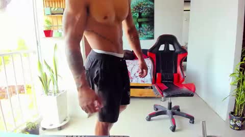 Adam Valencia online show from October 29, 6:11 pm