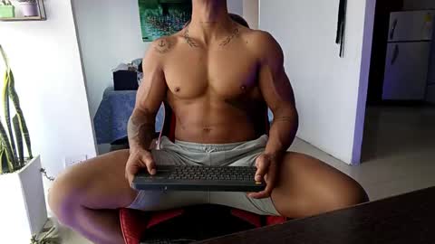 Adam Valencia online show from December 2, 6:44 pm