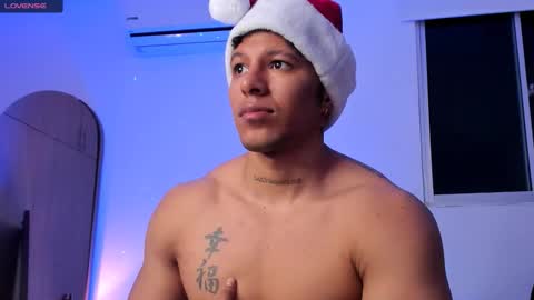 adambrocs1 online show from December 1, 9:01 am