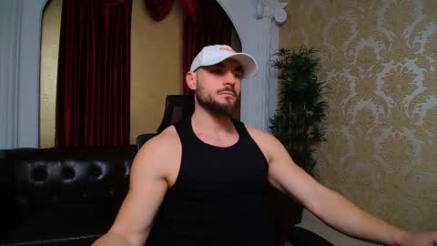 Snapshot of adamjameson chatting on February 24, 6:05 am AdamJameson online show from February 24, 6:05 am