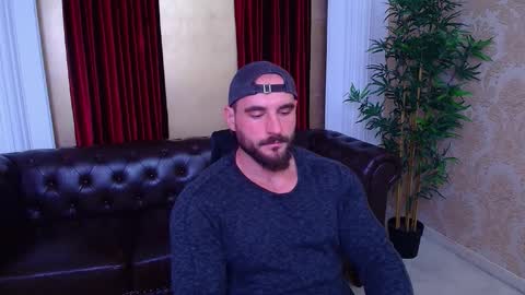 Snapshot of adamjameson chatting on September 27, 6:33 am AdamJameson online show from September 27, 6:33 am