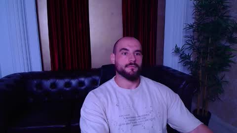 Snapshot of adamjameson chatting on September 14, 7:10 am AdamJameson online show from September 14, 7:10 am