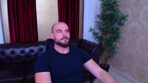 Snapshot of adamjameson chatting on September 21, 5:07 am AdamJameson online show from September 21, 5:07 am