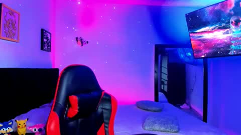 Adams online show from November 26, 11:02 am