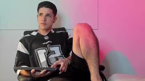 adan online show from January 13, 10:56 pm