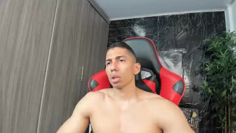 Adan Sin online show from March 19, 5:27 pm