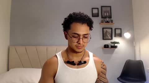 Adonis online show from November 13, 10:24 pm