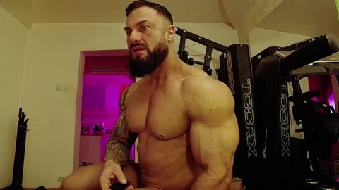 Adonis online show from February 4, 7:22 pm