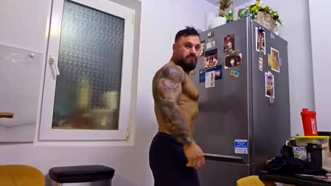 Adonis online show from October 18, 12:04 am