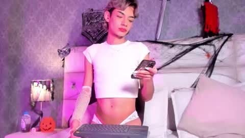 Adonis  online show from November 2, 9:19 pm