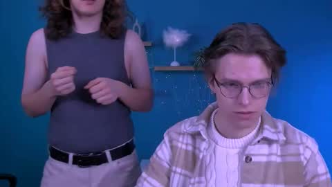 adrian_hart online show from January 17, 8:39 am