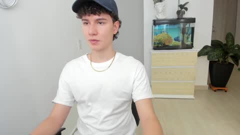 adrian morelli online show from January 24, 7:39 pm