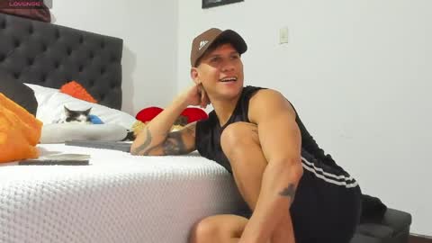 Adrian online show from April 4, 1:02 am