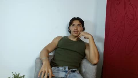 adriel_escalante online show from October 2, 1:42 am