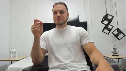 Adrein Roche online show from September 30, 11:41 pm