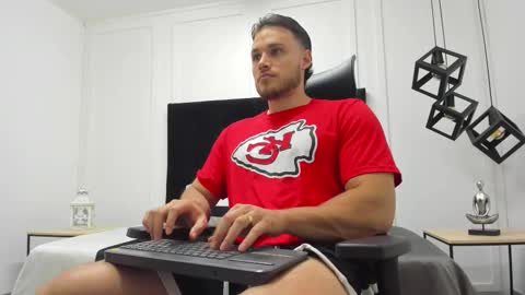 Adrein Roche online show from October 1, 11:41 pm