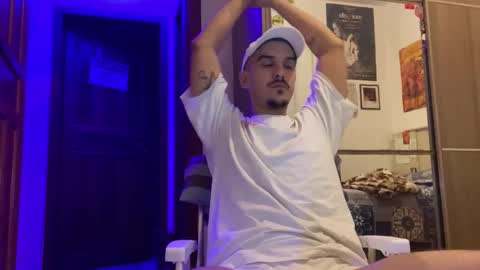 Luci online show from December 2, 2:03 am