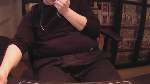 afattytowatch online show from February 20, 1:51 pm