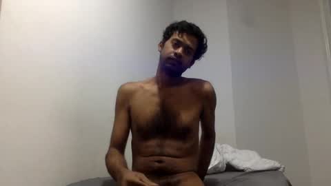 aggaggs online show from June 13, 2:09 am