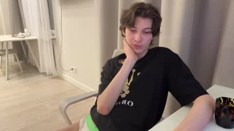Denis online show from May 23, 9:09 pm