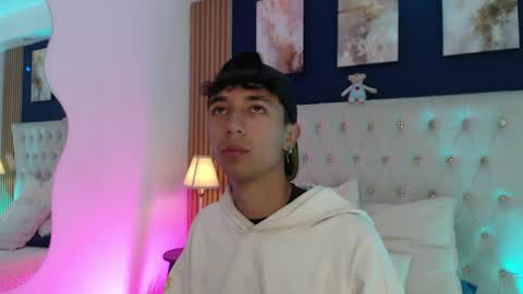 Aiden online show from April 4, 12:57 pm